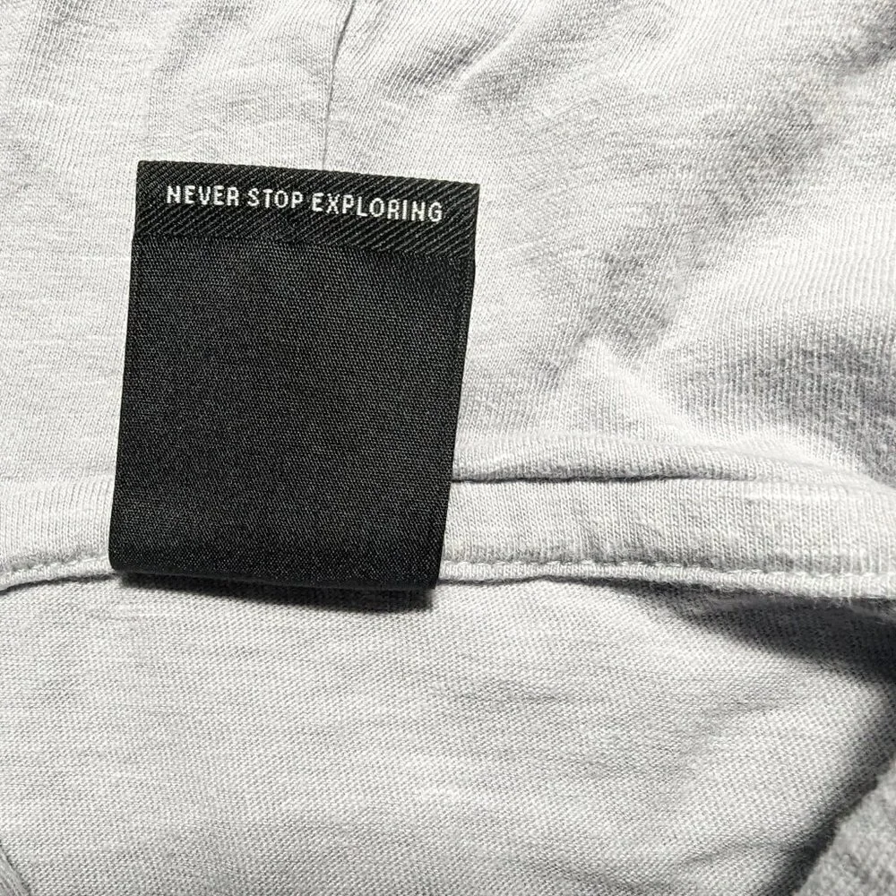 The North Face Women's Hoodie Color  Gray Size Large L  Long Sleeves